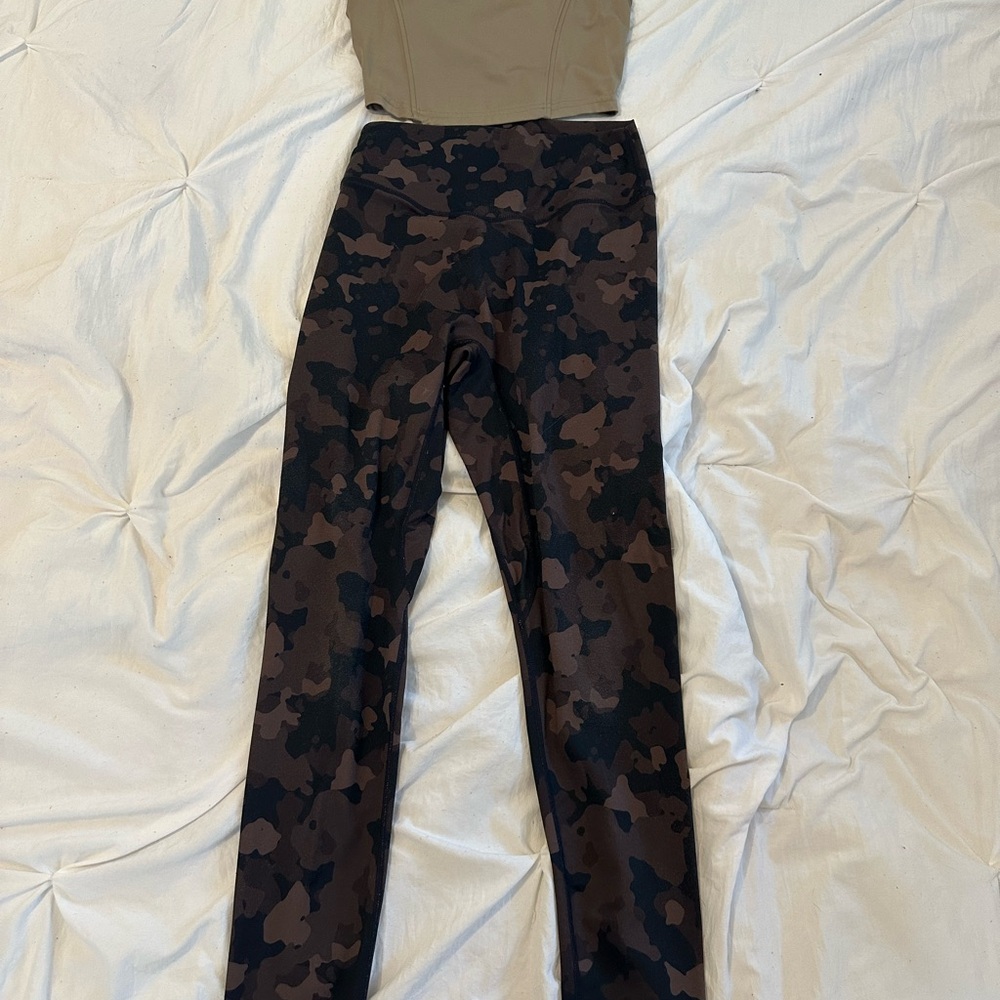 Women’s Camouflage Workout Set